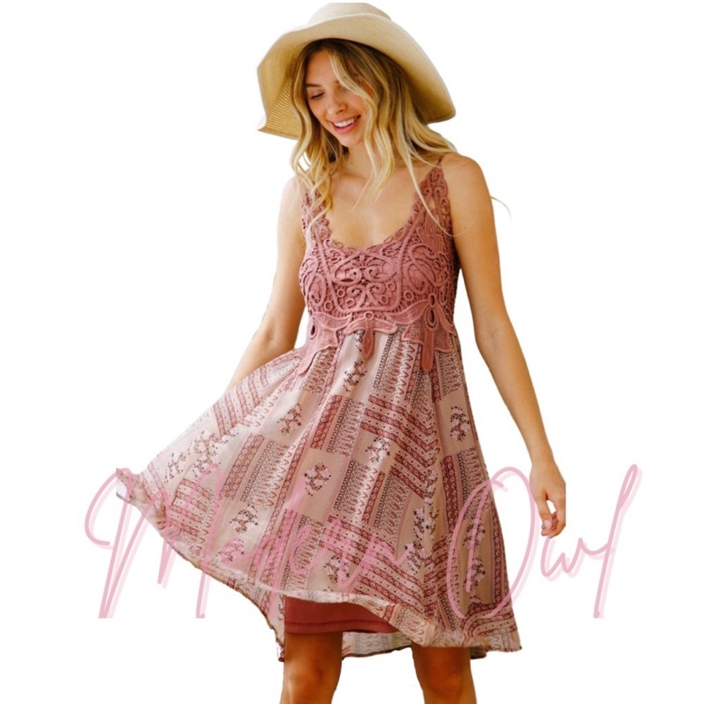 Modern Owl Mauve Pink/purple boho crochet spaghetti strap printed midi dress - Picture 3 of 13